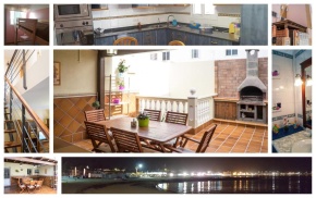 AMAZING DUPLEX 3 bedrooms GOOD WIFI with terrace & BBQ